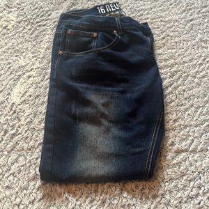 Dark wash men’s jeans size 3832